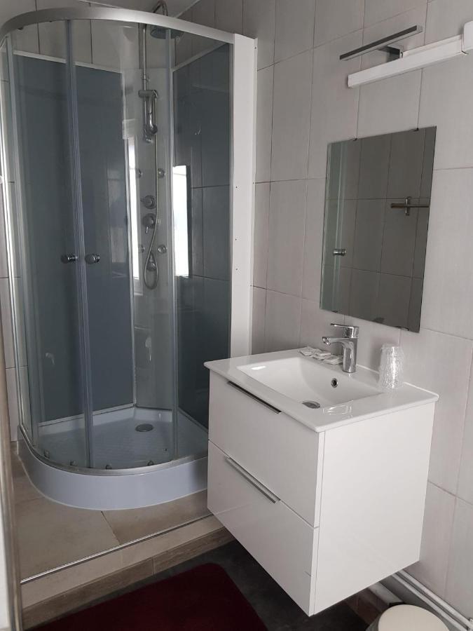 Dozulé Hotellerie Normande מראה חיצוני תמונה