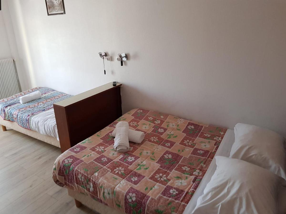 Dozulé Hotellerie Normande מראה חיצוני תמונה