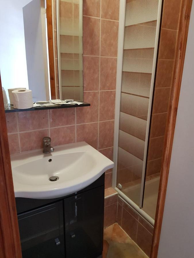 Dozulé Hotellerie Normande מראה חיצוני תמונה